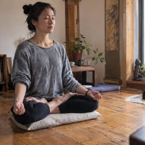 Full Lotus Meditation: The Five-Point Posture and Its Real Benefits